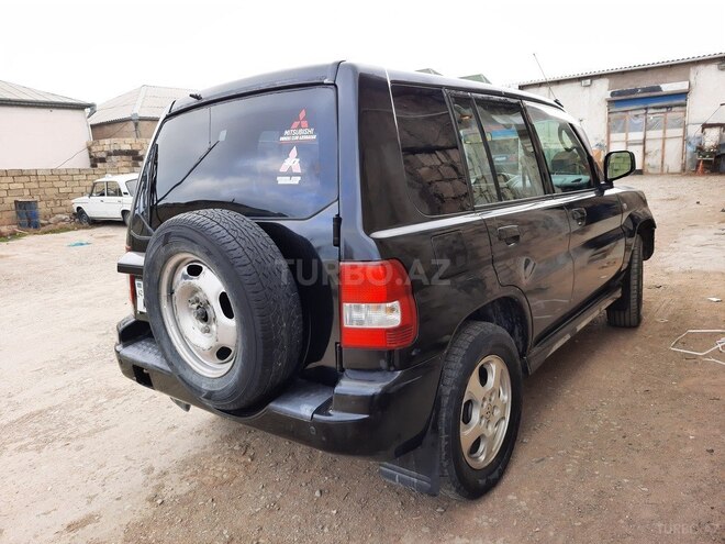 Mitsubishi Pajero io 2003, 400,000 km - 2.0 l - Bakı