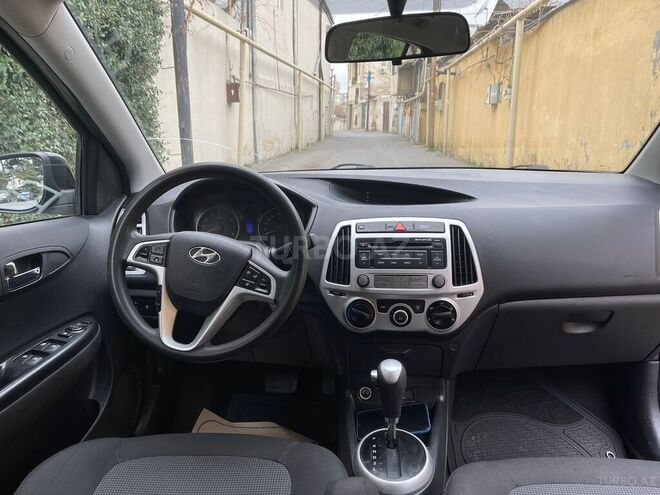 Hyundai i20 2014, 136,470 km - 1.4 l - Bakı