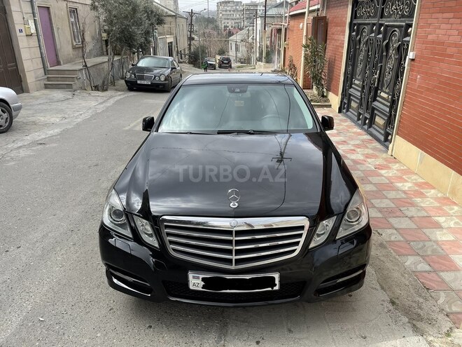 Mercedes E 200 2010, 288,000 km - 1.8 l - Bakı