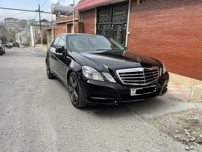 Mercedes E 200 2010, 288,000 km - 1.8 l - Bakı
