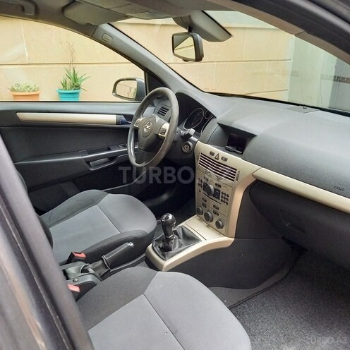 Opel Astra 2008, 153,000 km - 1.3 l - Bakı