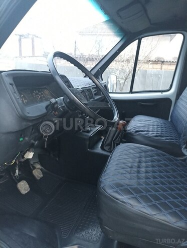 GAZ 33021 1996, 190,000 km - 2.4 l - Salyan