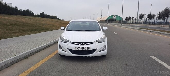 Hyundai Elantra 2015, 157,716 km - 1.8 l - Bakı
