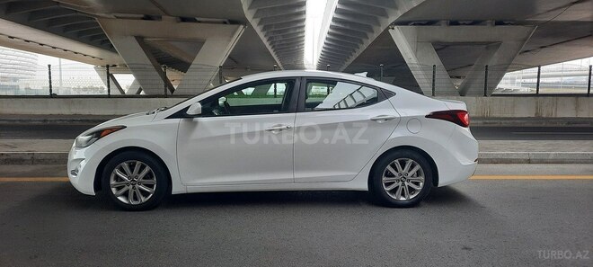 Hyundai Elantra 2015, 157,716 km - 1.8 l - Bakı