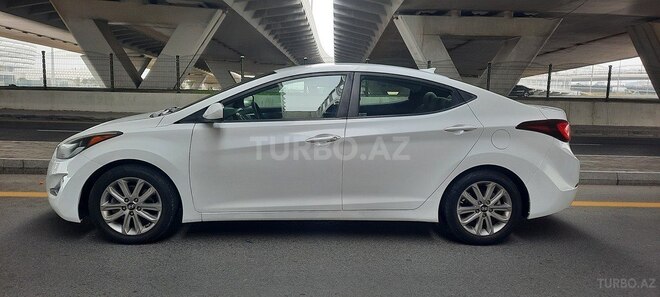Hyundai Elantra 2015, 157,716 km - 1.8 l - Bakı