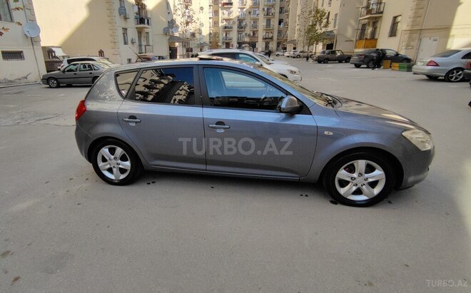 Kia Ceed 2008, 235,000 km - 1.6 l - Xırdalan