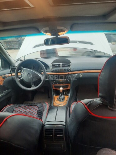 Mercedes E 270 2002, 100,000 km - 2.7 l - Bakı
