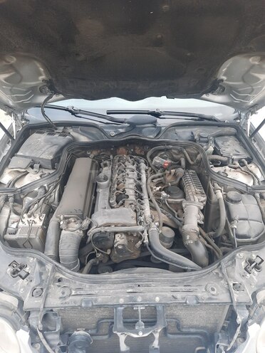 Mercedes E 270 2002, 100,000 km - 2.7 l - Bakı