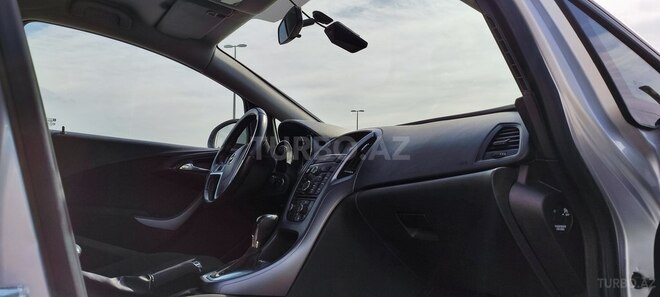 Opel Astra 2015, 86,819 km - 1.4 l - Bakı