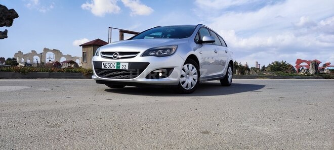 Opel Astra 2015, 86,819 km - 1.4 l - Bakı
