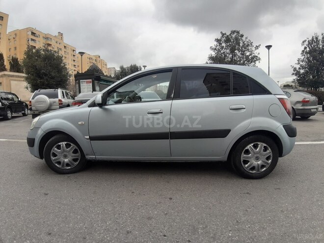 Kia Rio 2005, 320,000 km - 1.4 l - Bakı