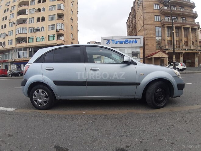 Kia Rio 2005, 320,000 km - 1.4 l - Bakı