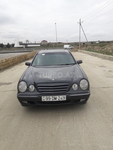 Mercedes E 220 1999, 372,000 km - 2.2 l - Bakı