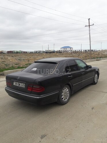 Mercedes E 220 1999, 372,000 km - 2.2 l - Bakı