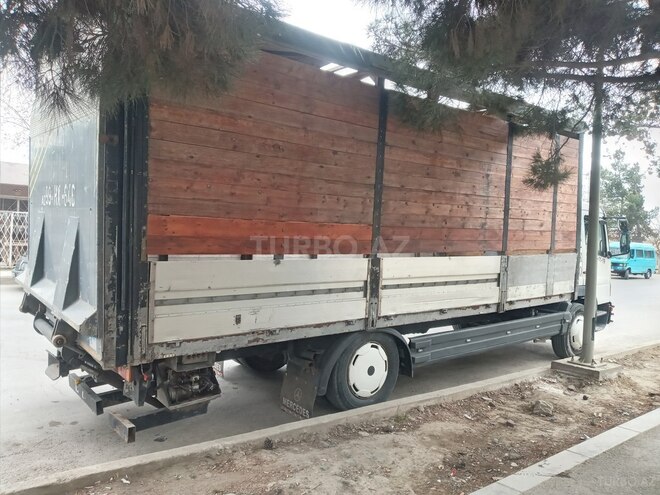 Mercedes Atego 1528 2002, 588,488 km - 6.4 l - Şirvan