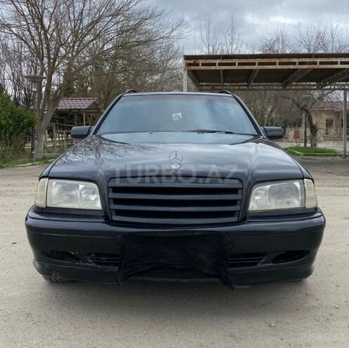 Mercedes C 200 1998, 300,000 km - 2.0 l - Salyan