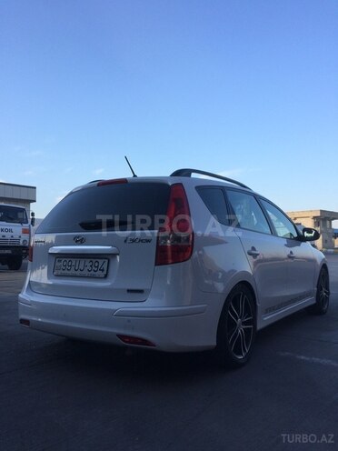 Hyundai i30 2010, 141,000 km - 1.6 л - Şirvan