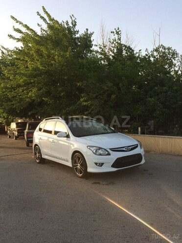 Hyundai i30 2010, 141,000 km - 1.6 л - Şirvan