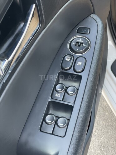 Hyundai i30 2010, 141,000 km - 1.6 л - Şirvan