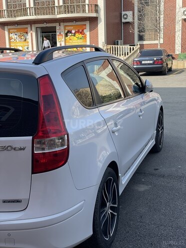 Hyundai i30 2010, 141,000 km - 1.6 л - Şirvan