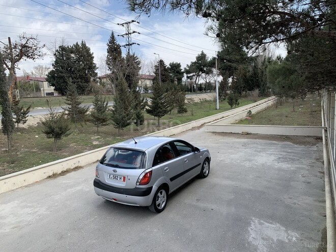 Kia Rio 2005, 112,000 km - 1.4 l - Bakı