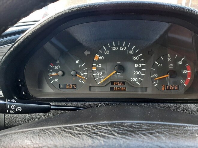 Mercedes C 220 2000, 354,785 km - 2.2 л - Sumqayıt