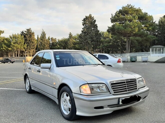 Mercedes C 220 2000, 354,785 km - 2.2 л - Sumqayıt