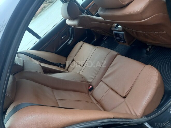 BMW 528 1998, 197,000 km - 2.8 l - Bakı