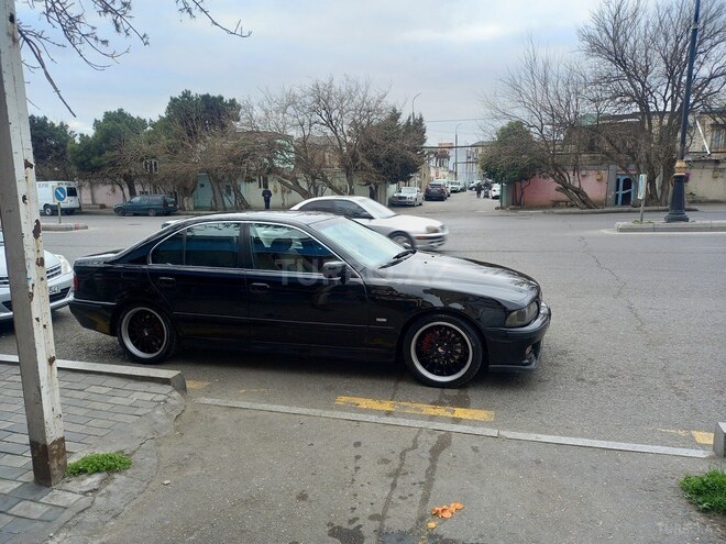 BMW 528 1998, 197,000 km - 2.8 l - Bakı