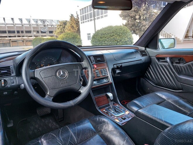 Mercedes C 280 1996, 325,680 km - 2.8 л - Bakı