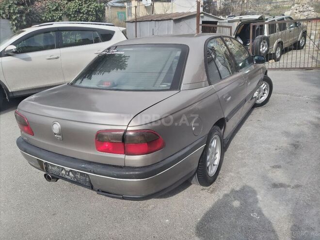 Opel Omega 1996, 235,680 km - 2.0 l - Bakı