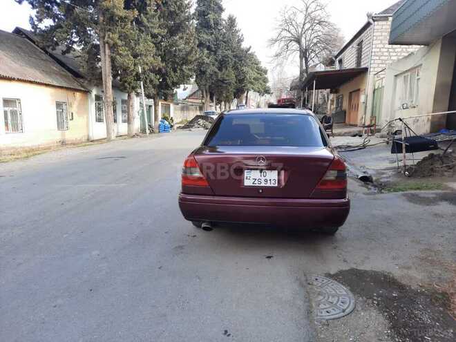 Mercedes C 200 1995, 978,000 km - 2.0 l - Qazax