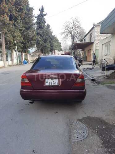 Mercedes C 200 1995, 978,000 km - 2.0 l - Qazax