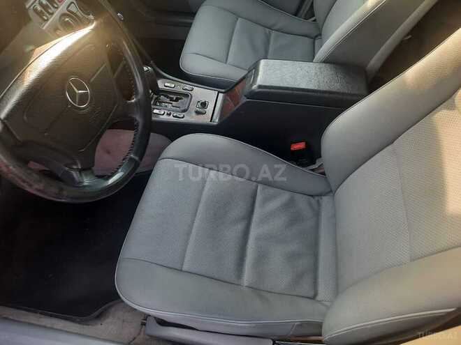 Mercedes C 230 1999, 245,000 km - 2.3 л - Sabirabad