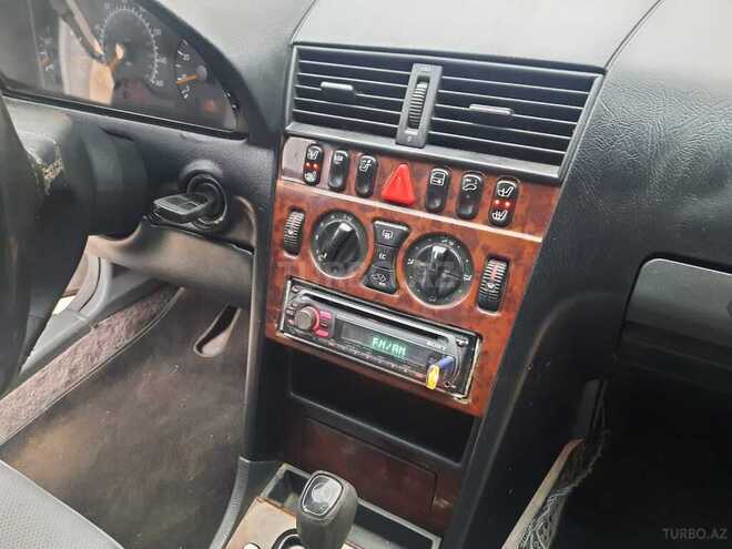 Mercedes C 230 1999, 245,000 km - 2.3 л - Sabirabad