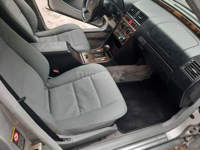 Mercedes C 230 1999, 245,000 km - 2.3 л - Sabirabad