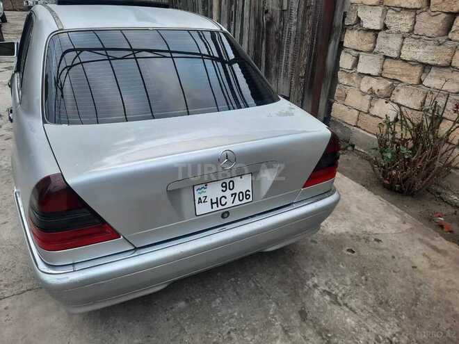 Mercedes C 230 1999, 245,000 km - 2.3 л - Sabirabad