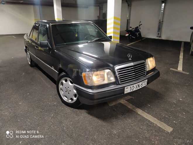 Mercedes E 250 1994, 246,327 km - 2.5 l - Bakı