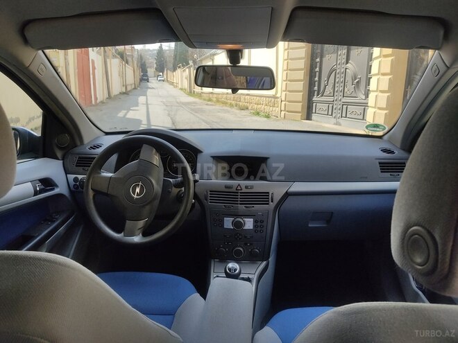 Opel Astra 2005, 190,000 km - 1.4 l - Bakı