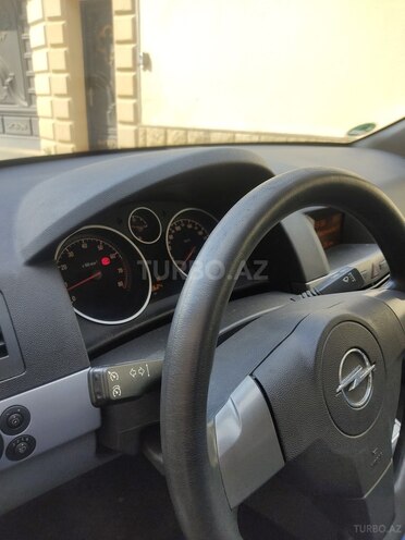 Opel Astra 2005, 190,000 km - 1.4 l - Bakı