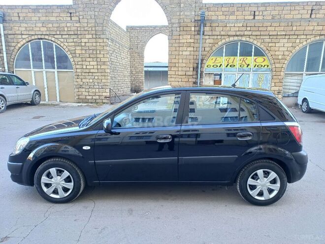 Kia Rio 2007, 140,000 km - 1.4 l - Gəncə