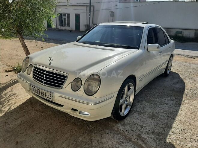 Mercedes E 220 2001, 444,444 km - 2.2 l - Bakı