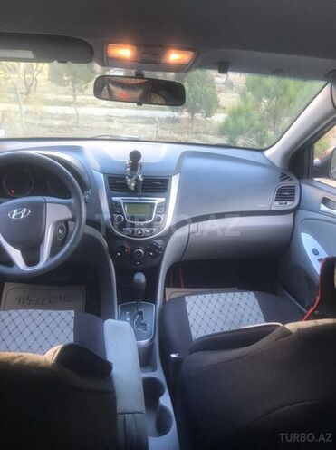 Hyundai Accent 2013, 117,000 km - 1.6 л - Bakı