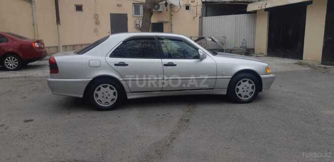 Mercedes C 220 1998, 430,000 km - 2.2 л - Yevlax
