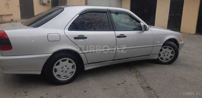 Mercedes C 220 1998, 430,000 km - 2.2 л - Yevlax