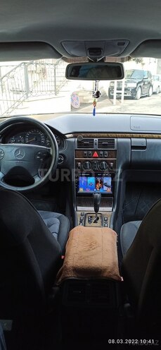 Mercedes E 240 1999, 221,000 km - 2.4 l - Bakı