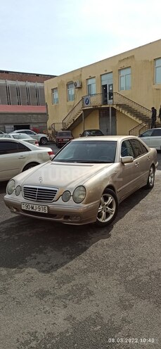Mercedes E 240 1999, 221,000 km - 2.4 l - Bakı