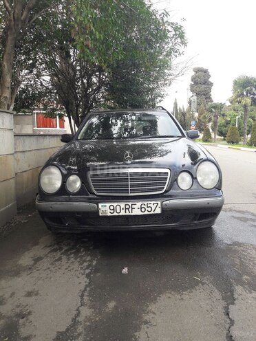 Mercedes E 220 2000, 350,000 km - 2.2 l - Lənkəran