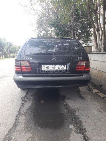Mercedes E 220 2000, 350,000 km - 2.2 l - Lənkəran