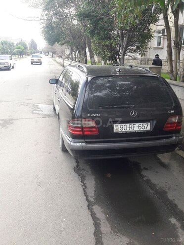 Mercedes E 220 2000, 350,000 km - 2.2 l - Lənkəran